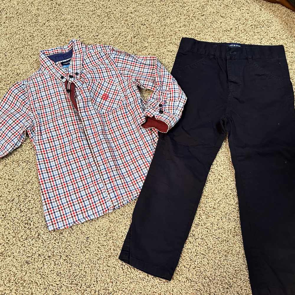 Andy & Evan button down and chino outfit. Size 4T